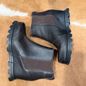 Sorel joan of arc wedge boogie size 9.5